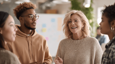 praxisanleitung in besprechung mit praktikantinnen und praktikanten